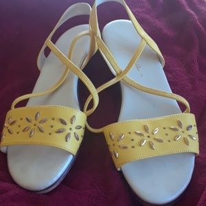 Annie yellow sandals